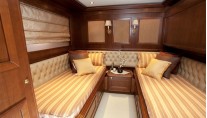MARIA II of London -  Twin Cabin
